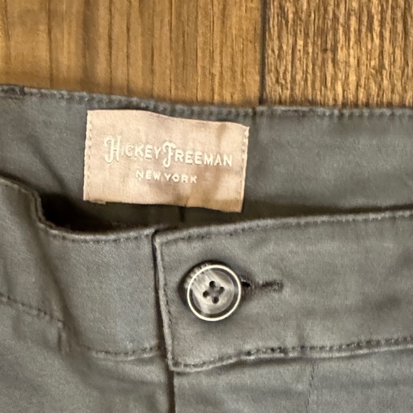 Hickey Freeman Men's Grey Pants 38x32 NWT - Picture 3 of 6